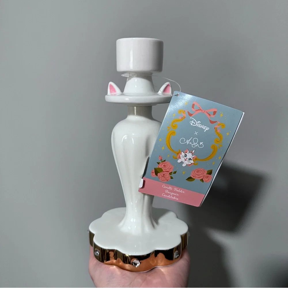 NWT Disney Aristocats Duchess White and Gold Candle Holder